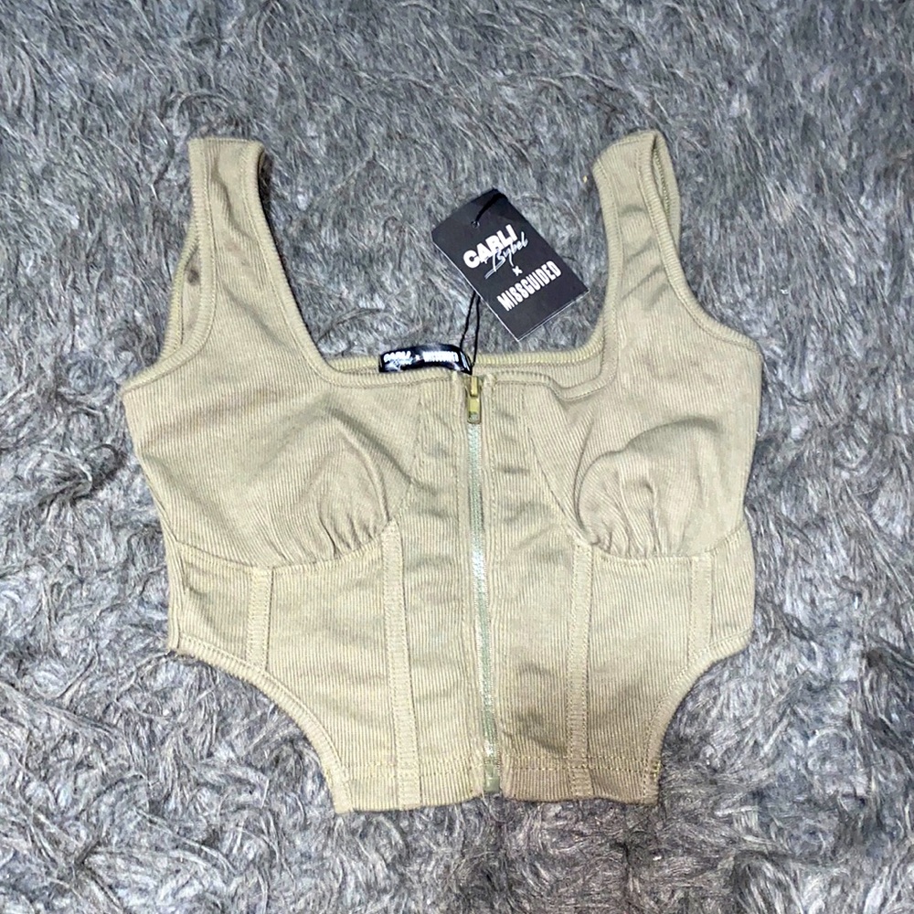 MissGuided x Carli Bybel Crop Top